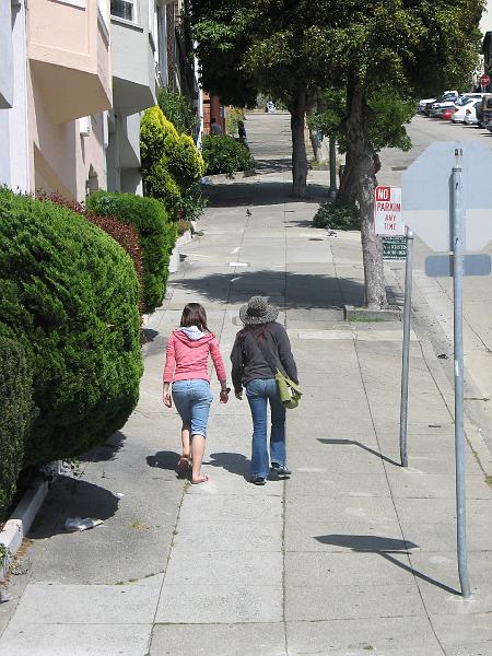 IMG_0707.JPG - walking uphill!