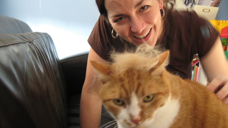 IMG_0697.JPG - Pumpkin gets a fancy hair do!