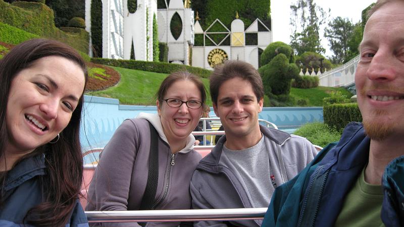 IMG_0738.JPG - It's a small world afterall!