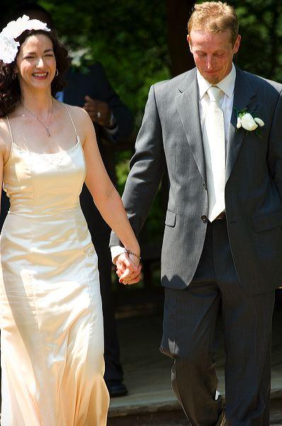 d2x_0557.jpg - Married!