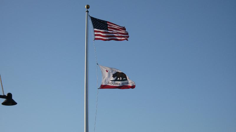 IMG_0329.JPG - Its pretty windy