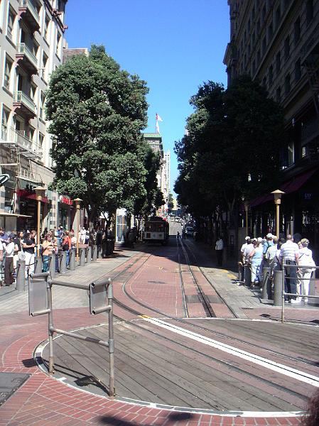 PICT0003.JPG - Cable car terminus