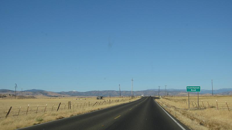 IMG_0407.JPG - Highway 152 to Yosemite